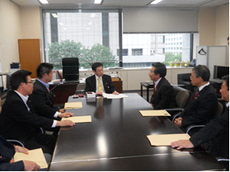 東日本大震災に係る要望、財源確保に係る提言書を政府関係機関に提出しました