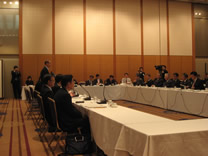 鈴木副大臣　挨拶