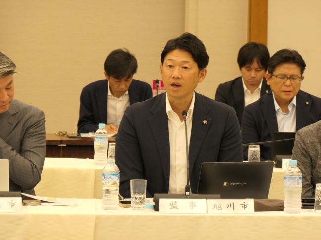 06_20260828_soumudaijinkon_asahikawasityou 06_20260828_総務大臣懇