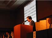 和歌山市長によるサミット宣言の様子 和歌山市長によるサミット宣言の様子